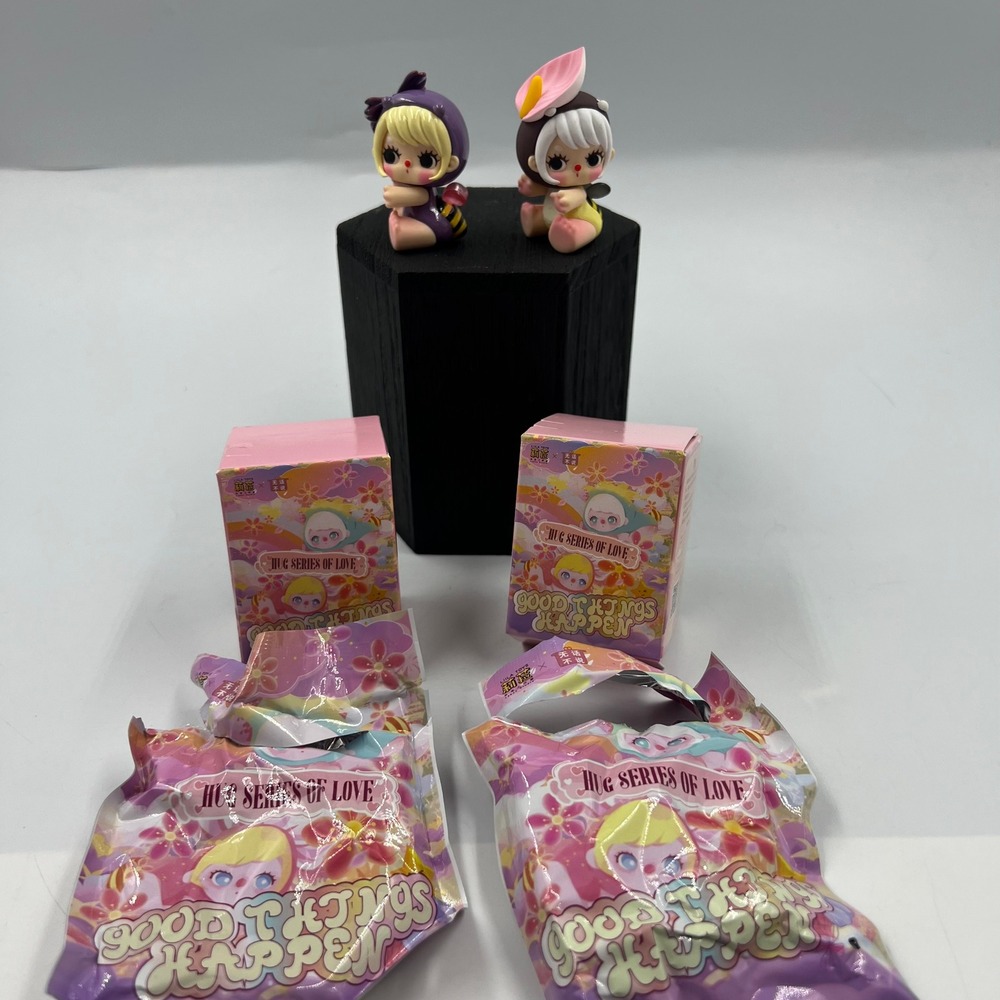 2 LIILA Good Things Happen Hug Series of Love Mini Blind Box Figures Flower Lily